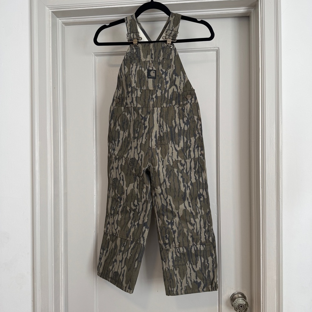 Kids Carhartt camouflage overalls size 5